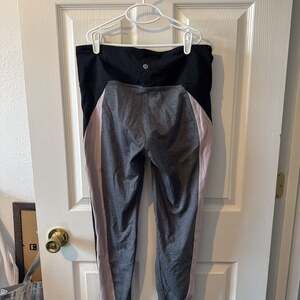 Lululemon Get Going Train Tight 37.5" long Legging Heathered Black Smoky Blush s